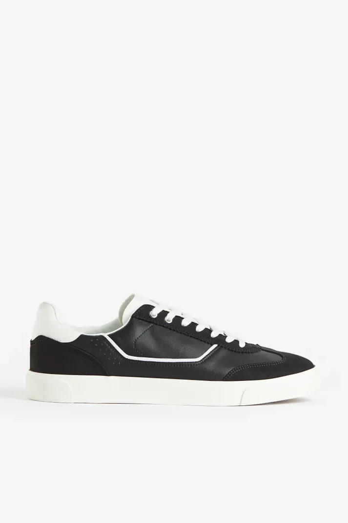 Sneakers - Image 2