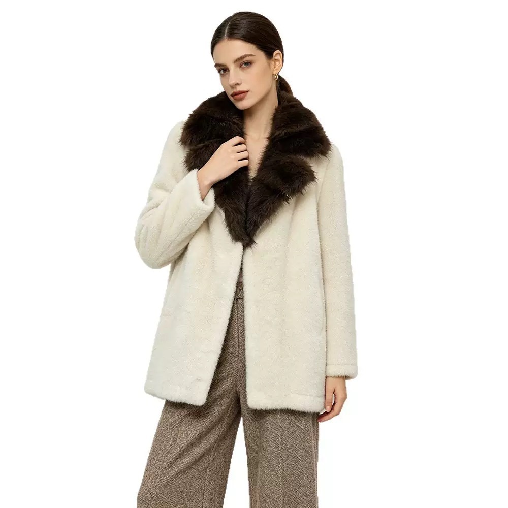 AutumnWinter Fashion Mid-length Coat With A Buttoned Lapel Design - Image 3