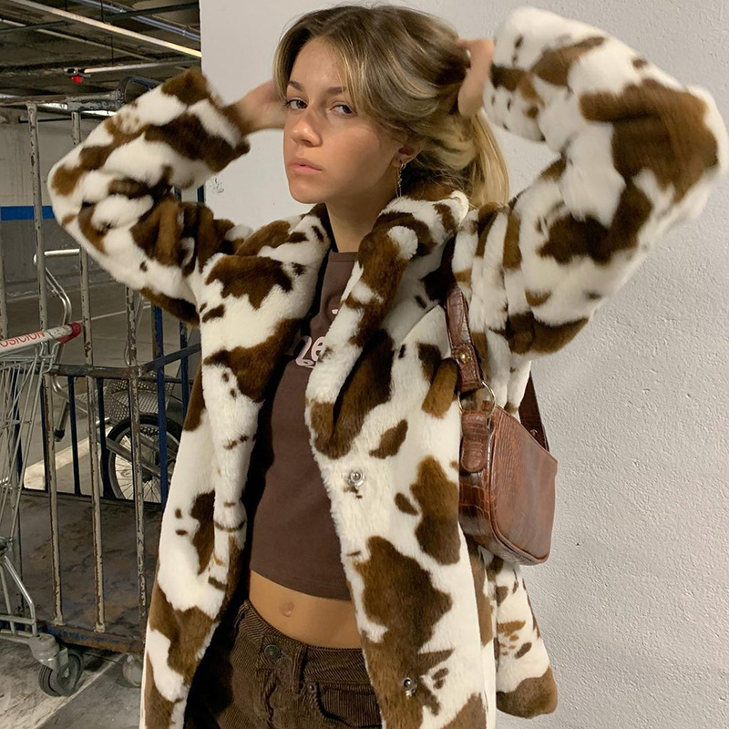 Cow Pattern Rabbit Fur Temperament Commuter Autumn And Winter Loose Women's Clothing - Image 3