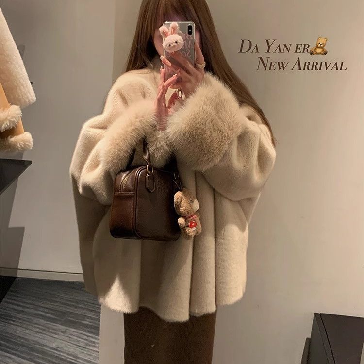 Elegant Loose-fit Fashion Coat For Women - Image 4