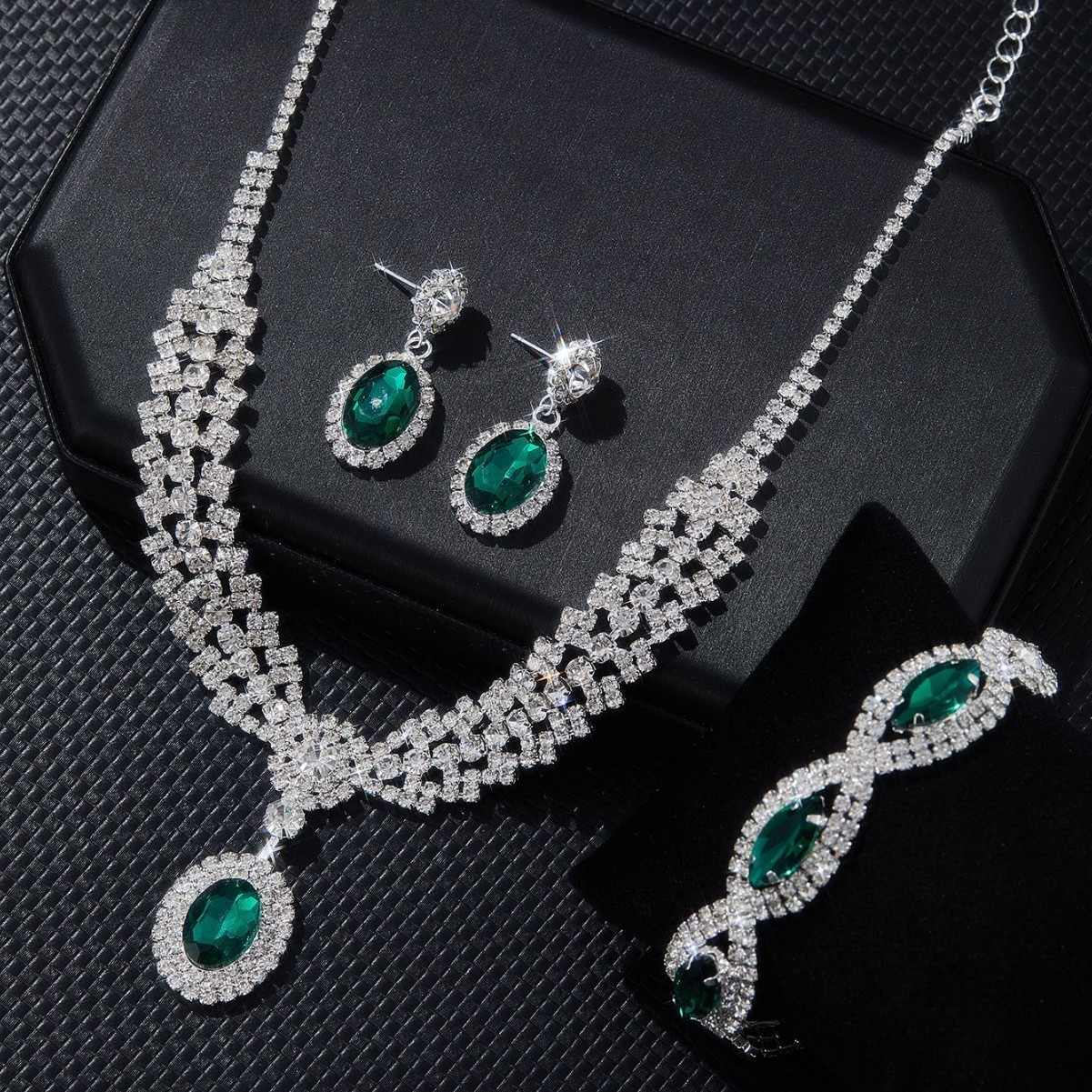 New European And American Style Elegant Luxury Sapphire Necklace Set Of Four Pieces - Image 8