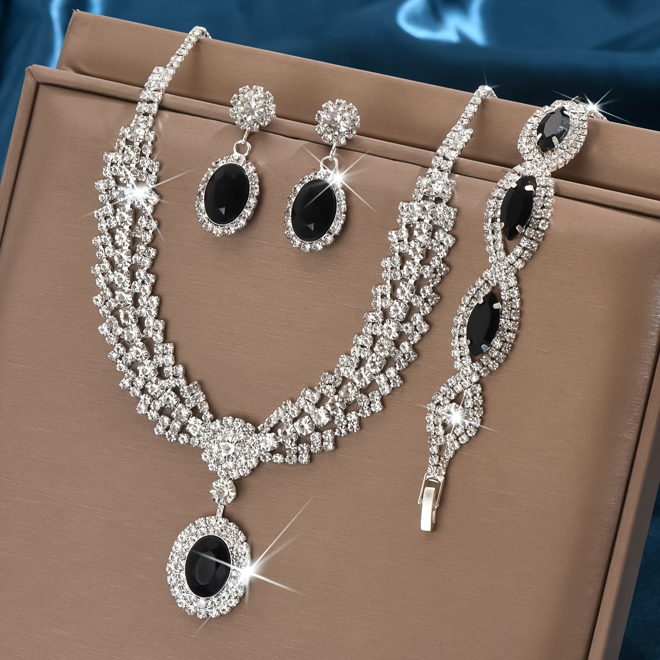 New European And American Style Elegant Luxury Sapphire Necklace Set Of Four Pieces - Image 7