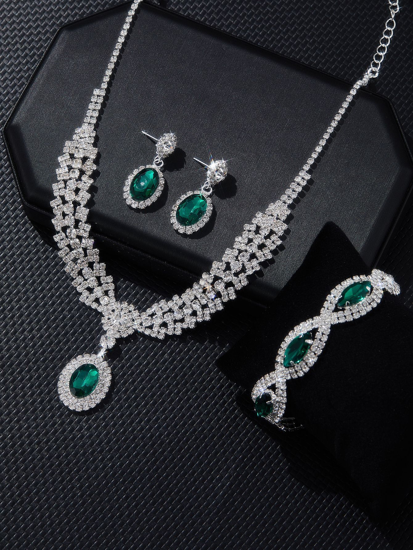 New European And American Style Elegant Luxury Sapphire Necklace Set Of Four Pieces - Image 4