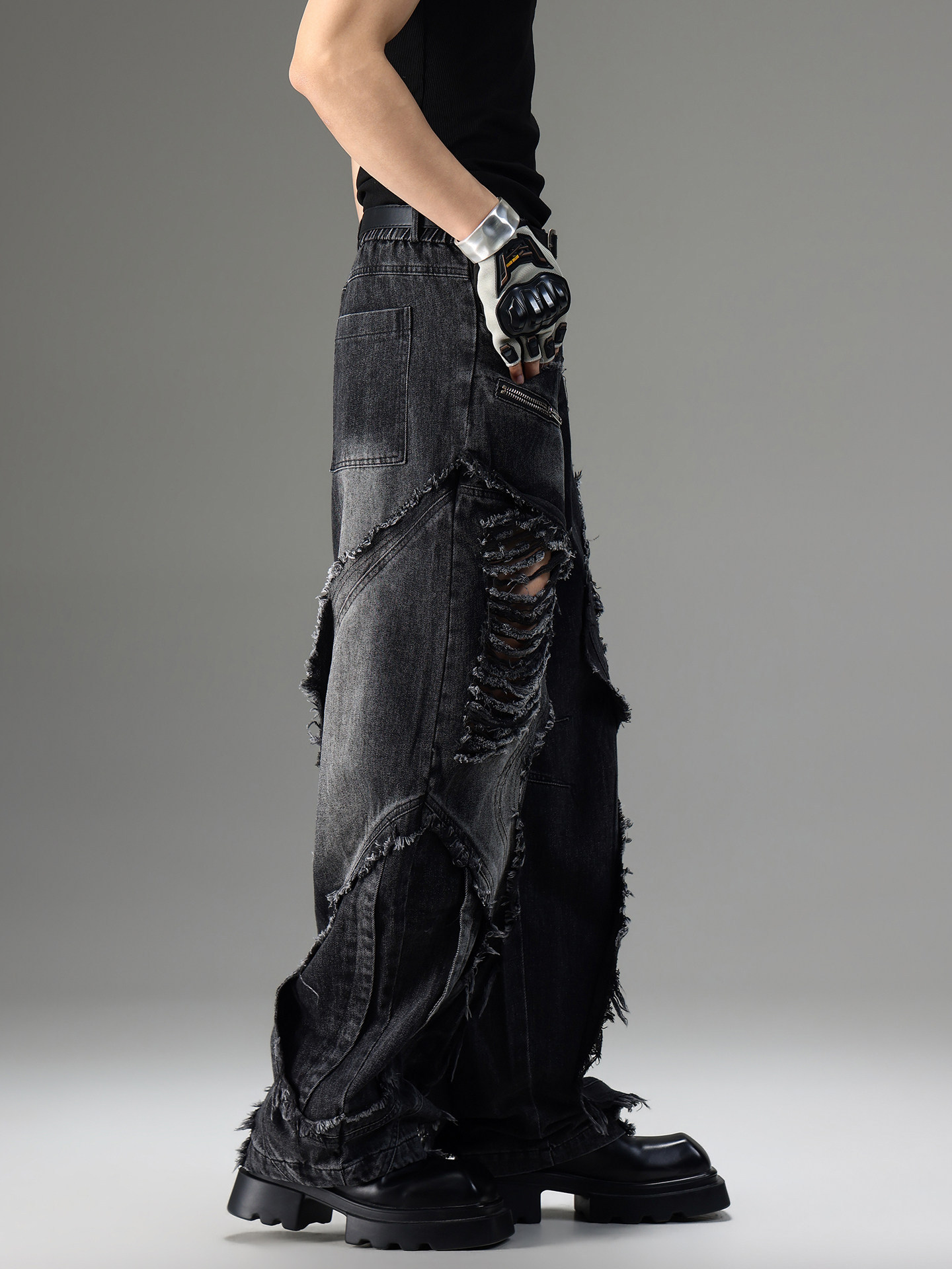 American-style Vintage Deconstructed Distressed Jeans - Image 6