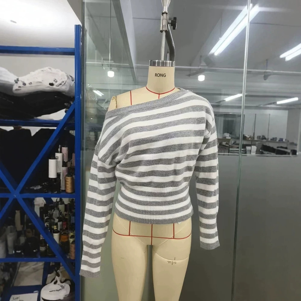 Women's Loose-fitting Asymmetrical Off-shoulder Casual Sweater - Image 3