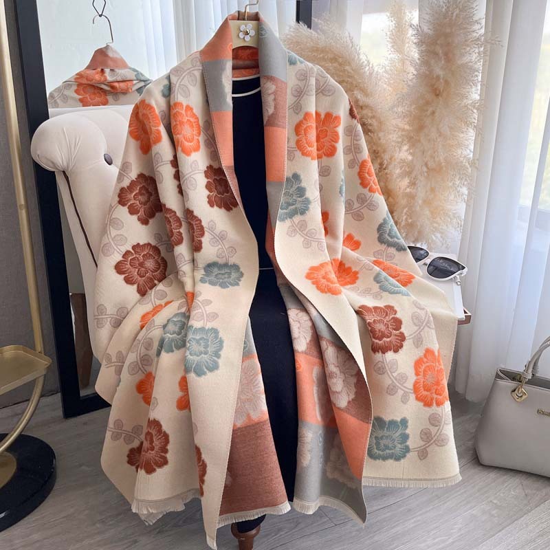 Retro Floral Soft And Warm Shawl - Image 10