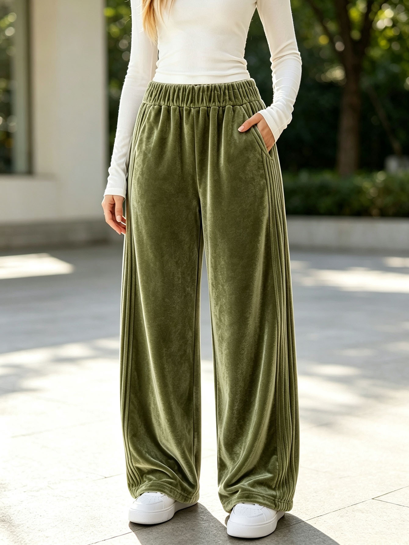 Womens Wide-leg Sweatpants Loose-fitting Low-rise Athletic Pants - Image 3