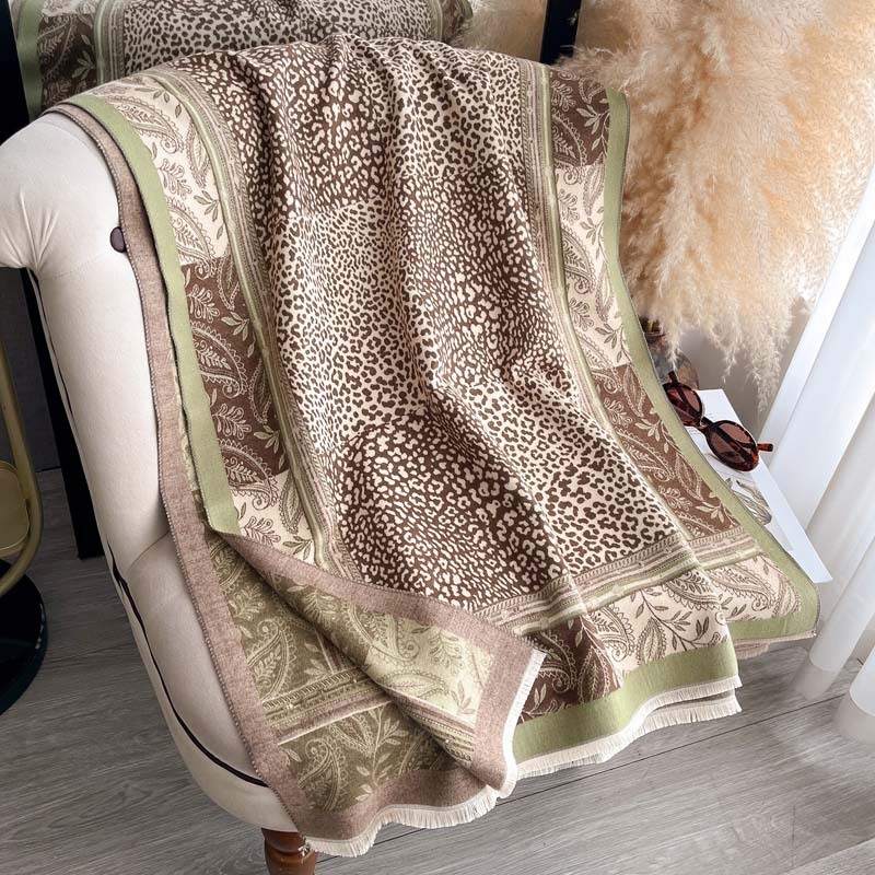 Cashew Flower Leopard Print Patchwork Jacquard Reversible Scarf - Image 7