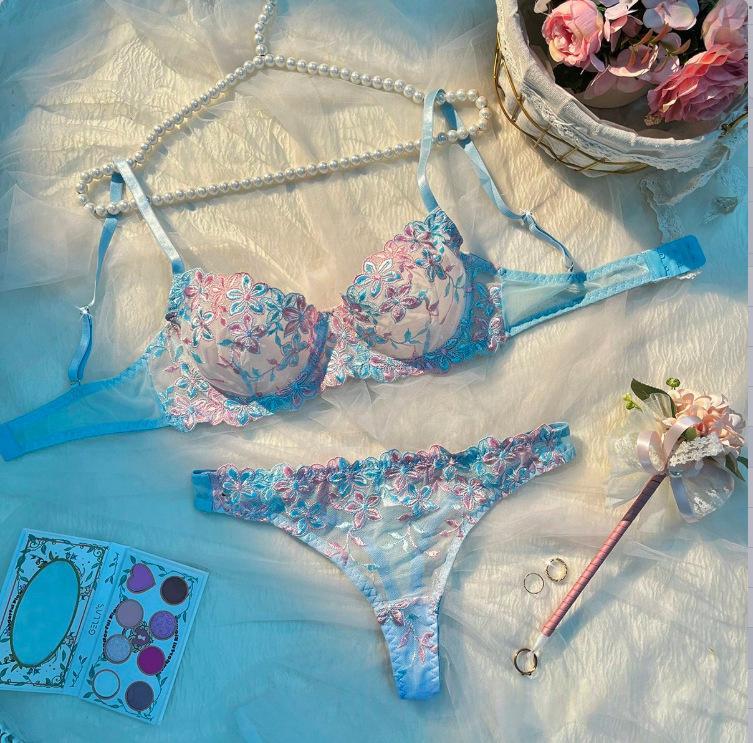 Women's Sexy Themed Lingerie Set - Image 4